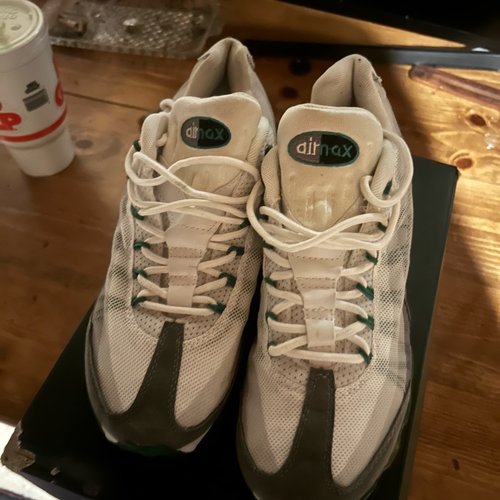 Barley worn Nike air maxs